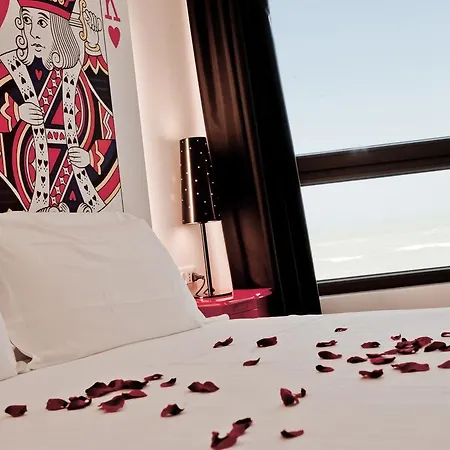 Pianob - Breakfast Hotel & Bar Hotell 3*