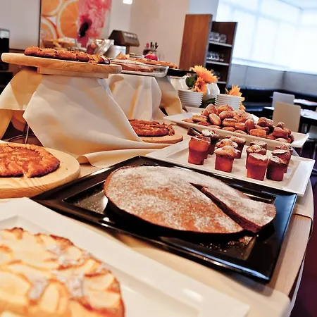 Hotell Pianob - Breakfast Hotel & Bar