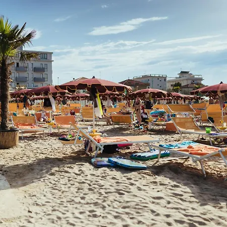 Pianob - Breakfast Hotel & Bar 3* Senigallia