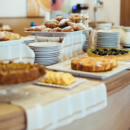 Pianob - Breakfast Hotel & Bar Hotell Senigallia