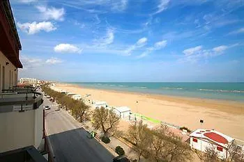 Pianob - Breakfast Hotel & Bar Senigallia