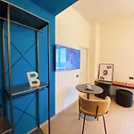 Pianob - Breakfast & Bar מלון 3*