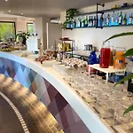 Pianob - Breakfast & Bar 3* סניגליה