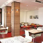 Pianob - Breakfast & Bar 3* סניגליה