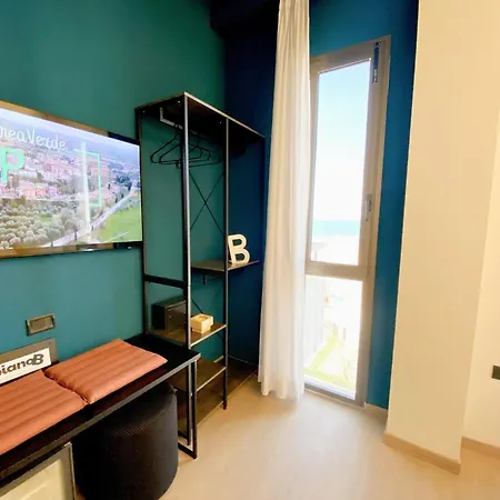 Отель Pianob - Breakfast Hotel & Bar