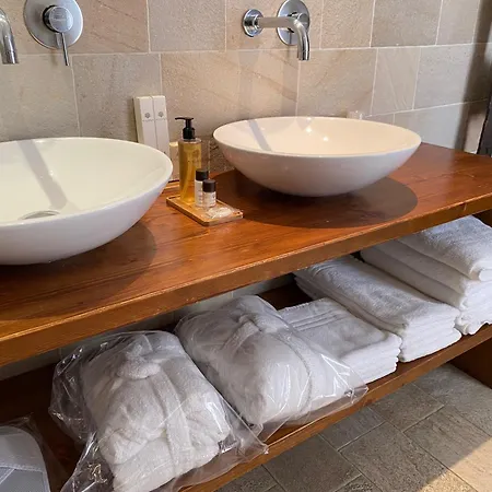 Pianob - Breakfast Hotel&bar