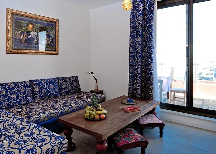 Pianob - Breakfast & Bar סניגליה