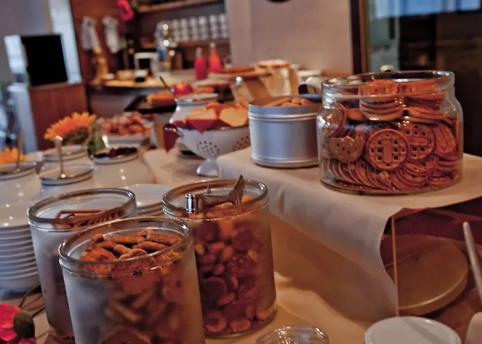 Pianob - Breakfast & Bar Hotel 3*