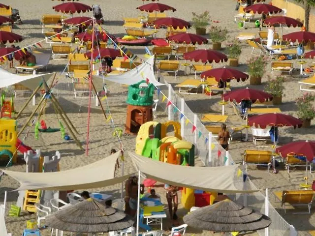 Pianob - Breakfast & Bar 3*