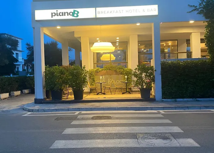 מלון Pianob - Breakfast & Bar