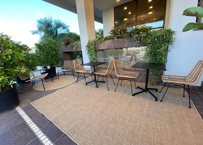 Pianob - Breakfast & Bar Hotel 3*