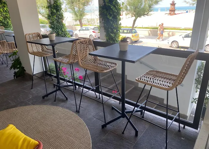 Hotel Pianob - Breakfast & Bar 3*