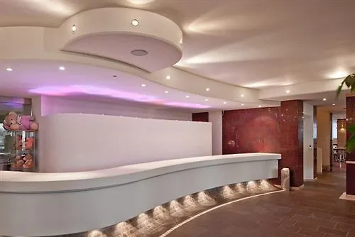 Hotel Pianob - Breakfast & Bar 3*